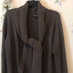 Kensie long sweater medium